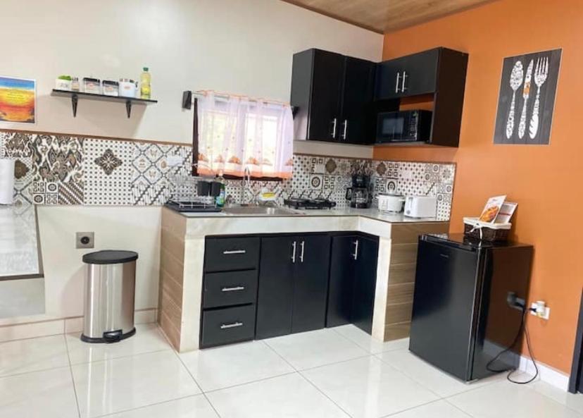 Orange Apartment 5 Min Aeropuerto Juan Santamaria 阿拉胡埃拉 外观 照片