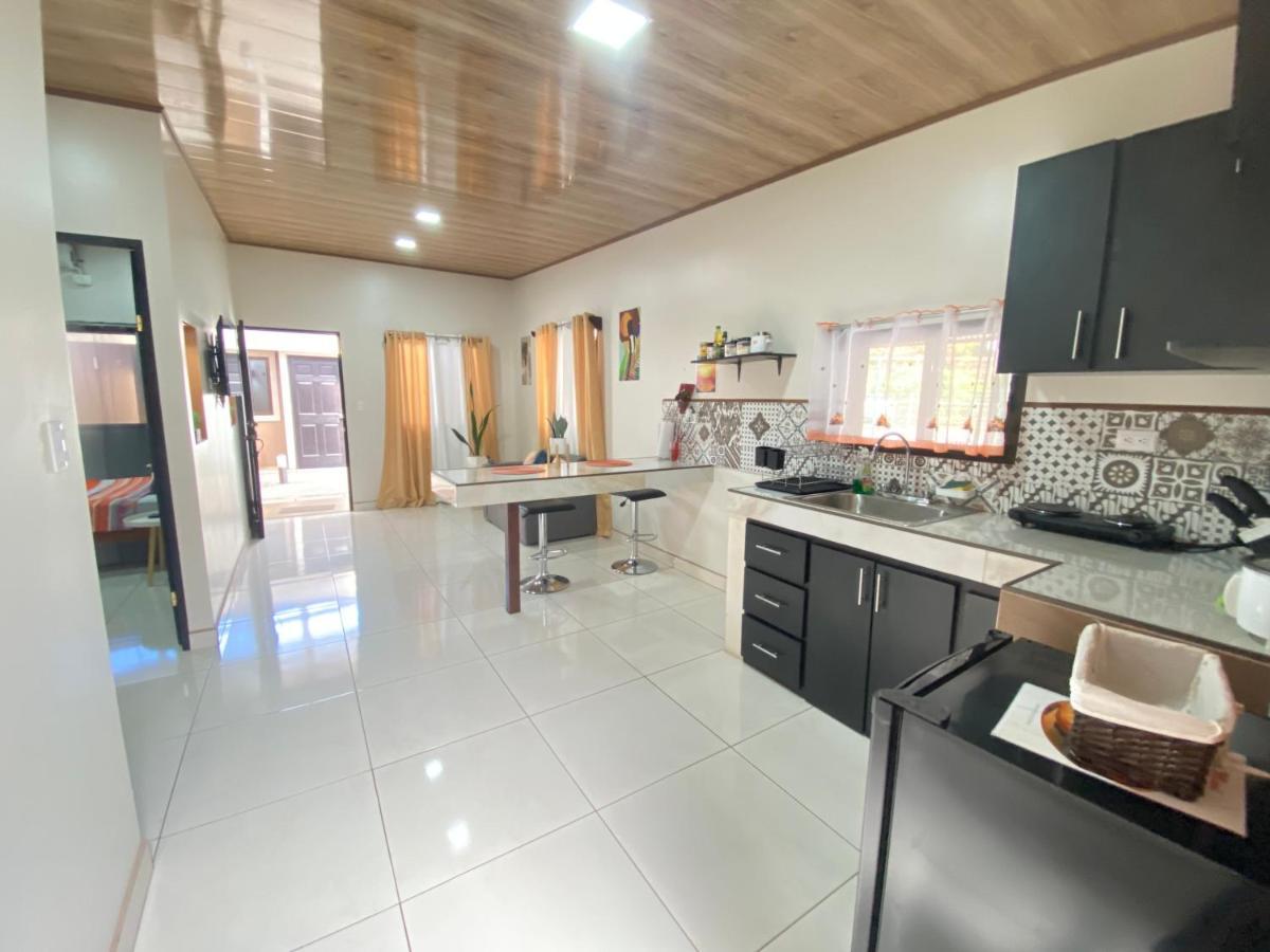 Orange Apartment 5 Min Aeropuerto Juan Santamaria 阿拉胡埃拉 外观 照片