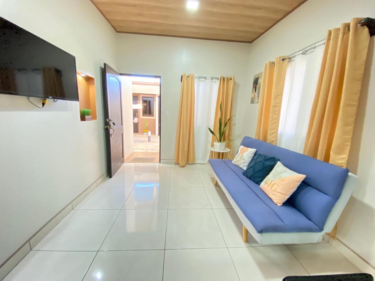 Orange Apartment 5 Min Aeropuerto Juan Santamaria 阿拉胡埃拉 外观 照片